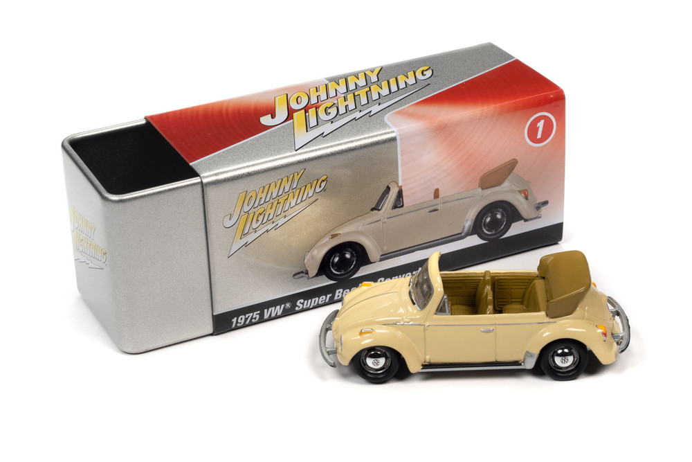 ジョニーライトニング　1975 VWスーパービートルコンバーチブル（ホワイトL） 1975 Volkswagen Super Beetle Convertible Ivory W/ Collector