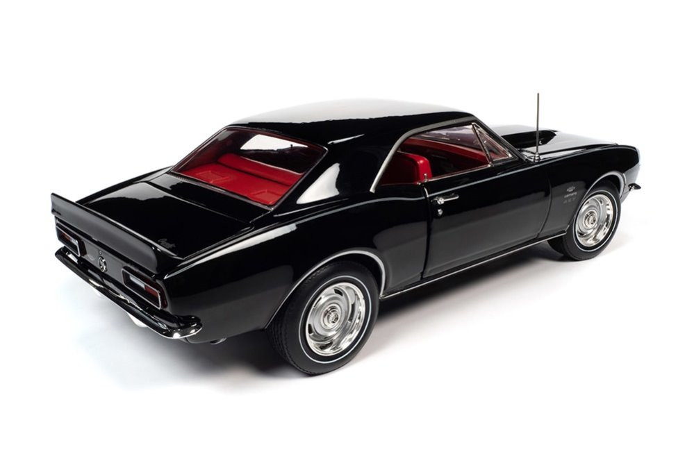Yenko 1967 Chevy Camaro SS 427, Tuxedo Black - Auto World AMM1247 - 1/18 scale Diecast Model Toy Car