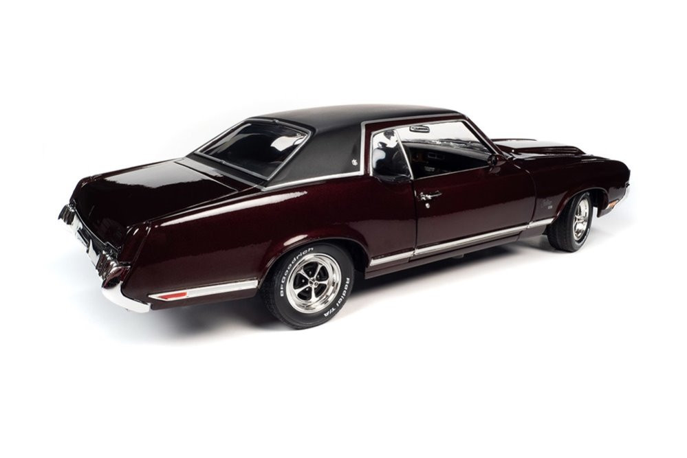 1970 Oldsmobile Cutlass SX Hardtop, Burgundy Mist - Auto World AMM1245 - 1/18 scale Diecast Model Toy Car