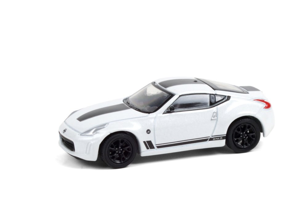 2019 Nissan 370Z Heritage Edition, Pearl White with Black - Greenlight 47070F/48 - 1/64 Diecast Car