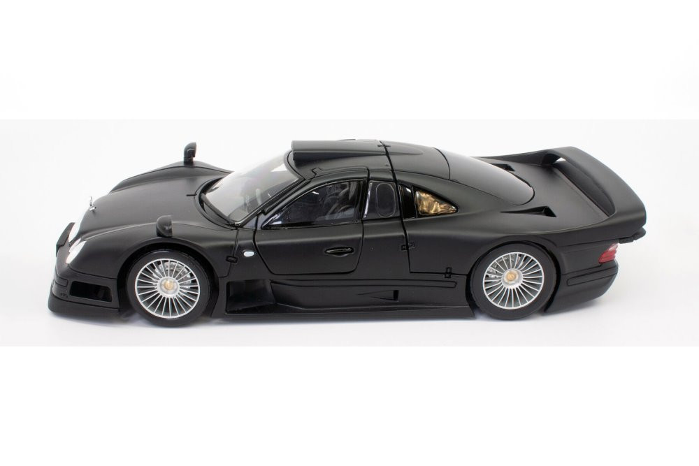 MAISTO MERCEDES-BENZ CLK GTR STREET VERSION 1/64 - a photo on