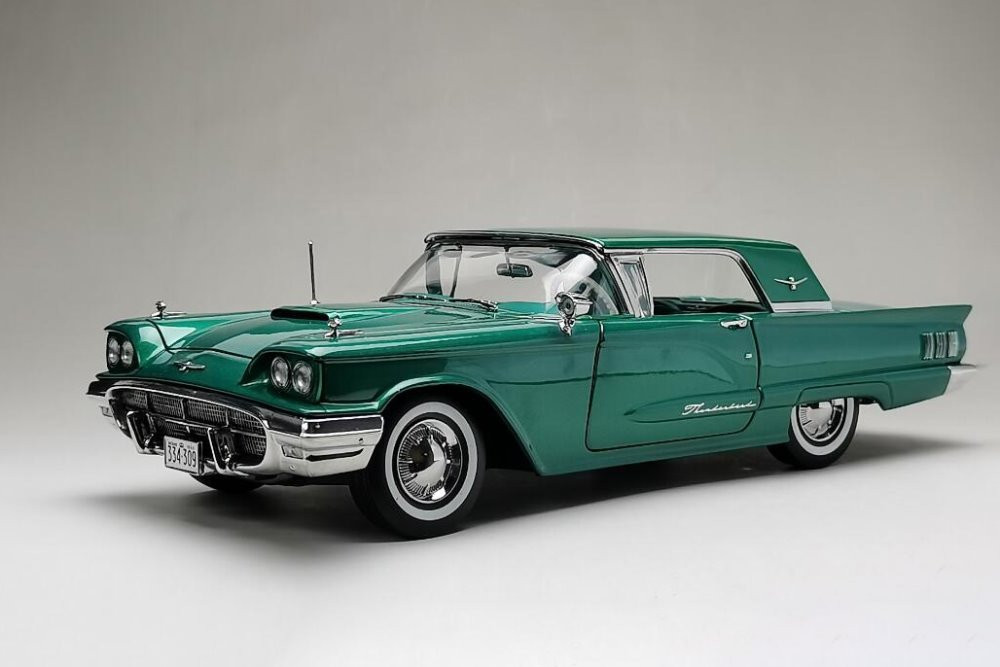 1960 Ford Thunderbird, Briarcliffe Green - Sun Star 4309 - 1/18