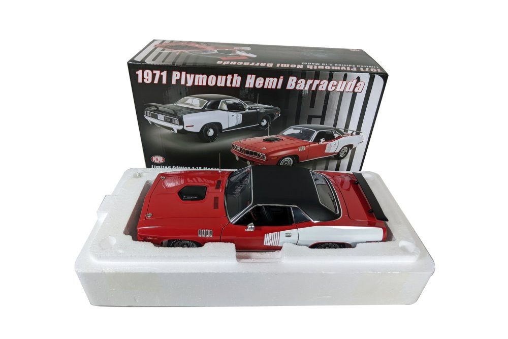1971 Plymouth Hemi Barracuda Hardtop, Red with White and Black