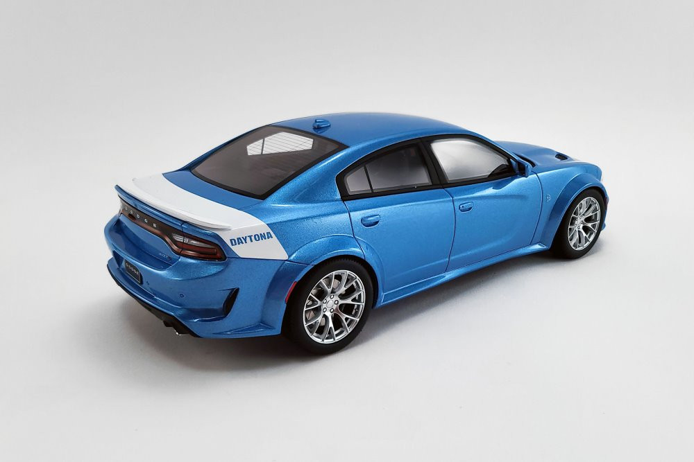 2020 Dodge Super Charger SRT Hellcat Widebody, B5 Blue - GT Spirit US031 -  1/18 scale Resin Model Toy Car