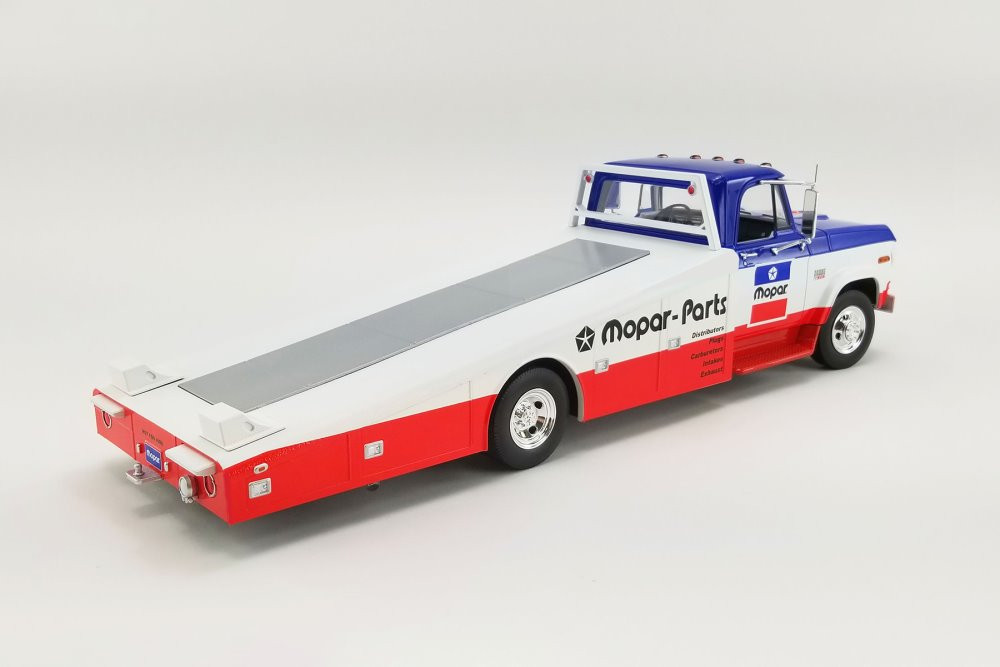 1970 Dodge D300 Ramp Truck 