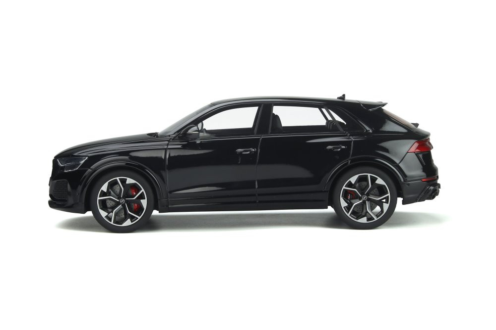 2020 Audi Q8 RS, Night Black - GT Spirit GT305 - 1/18 scale Resin Model Toy Car