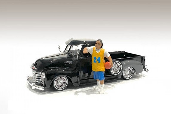 Lowriderz Figure III, Yellow and Blue - American Diorama 76375 - 1/24 Figurine - Diorama Accessory