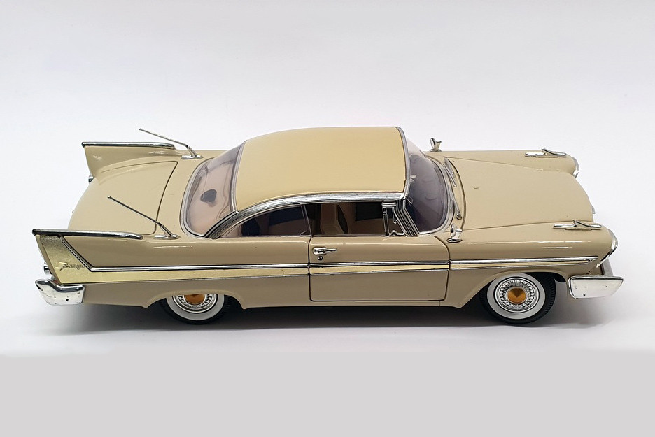 1958 Plymouth Fury, Yellow - Motor Max 73115AC/YL - 1/18 scale