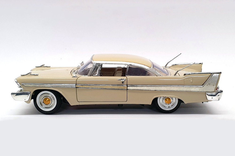 1958 PLYMOUTH FURY ゴールド マックツールコラボ 1958 PLYMOUTH