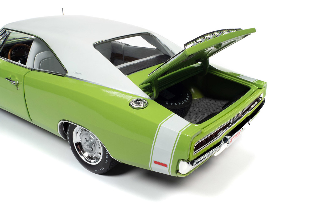 1970 Dodge Charger, FJ5 Sublime Green - Auto World AMM1249 - 1/18 scale Diecast Model Toy Car