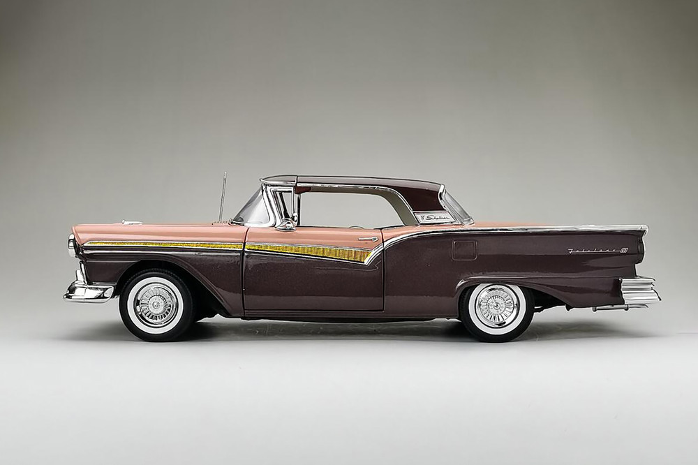 1957 Ford Fairlane 500 Skyliner, Silver Mocha Brown with Coral