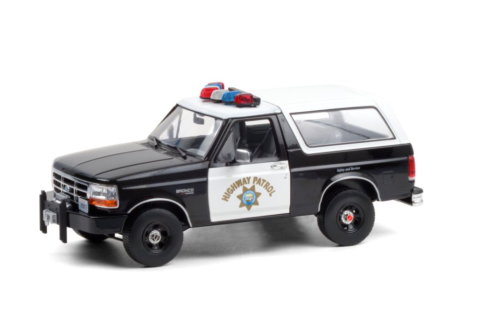 California Highway Patrol 1995 Ford Bronco Police Car, Black and White -  Greenlight 19089 - 1/18 scale Diecast Model Toy Car