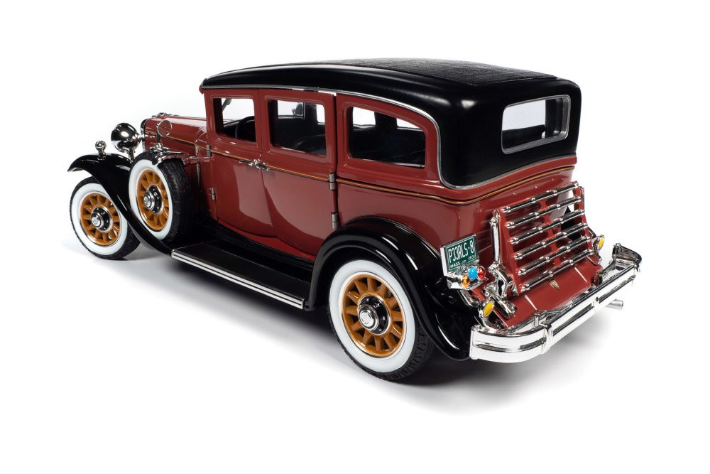 1931 Peerless Master 8 Sedan, Cinnamon Red and Black - Auto World AW284 - 1/18 scale Diecast Car