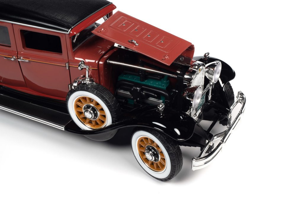 1/18 ピアレス マスター8 1931セダン シナモンレッド×ブラック 1931 Peerless Master 8 Sedan, Burgundy and Cream - Auto