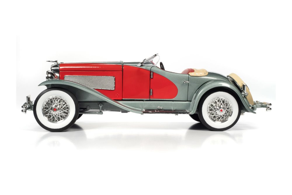 1935 Duesenberg SSJ Speedster, Silver and Red - Auto World AW279