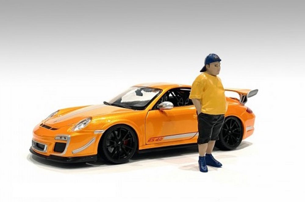 Car Meet 1 Figure II, Yellow and Black - American Diorama 76278 - 1/18 Figurine - Diorama Accessory