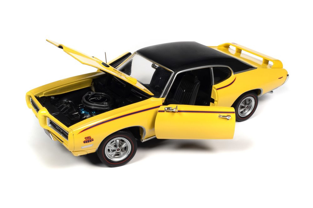 1969 Pontiac GTO Judge Hardtop, Yellow and Black - Auto World AMM1252 - 1/18 scale Diecast Car