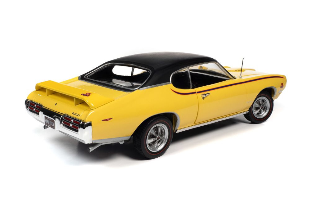 1969 Pontiac GTO Judge Hardtop, Yellow and Black - Auto World