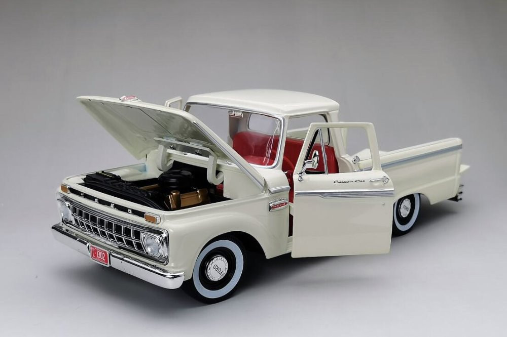 1965 Ford F-100 Custom Cab Pickup, White - Sun Star 1302 - 1/18 scale  Diecast Model Toy Car