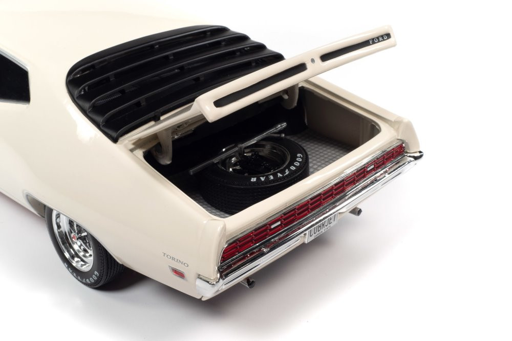 1971 Ford Torino Cobra GT, Wimbledon White - Auto World AMM1256