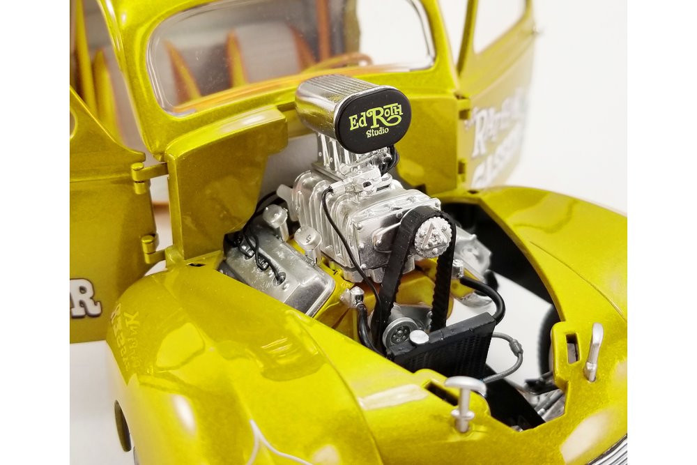 Rat Fink 1940 Willys Gasser, Gold - Acme A1800919 - 1/18 scale