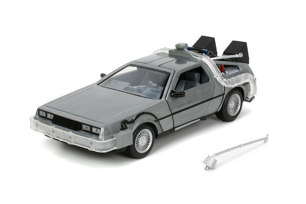 D.R.E. BROWN ENTERPRISES 1/24スケールタイムマシン DeLorean Time Machine with Lights, Back to the Future - Jada Toys