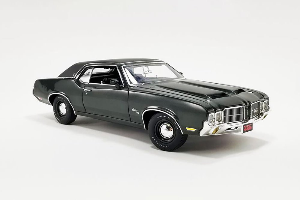 1971 Oldsmobile Cutlass SX Rocket 455, Antique Jade Green - Acme A1805619 - 1/18 scale Diecast Car