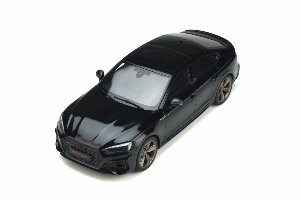 1/18 アウディ RS5-R ABT 2ドアクーペ - ミニカー