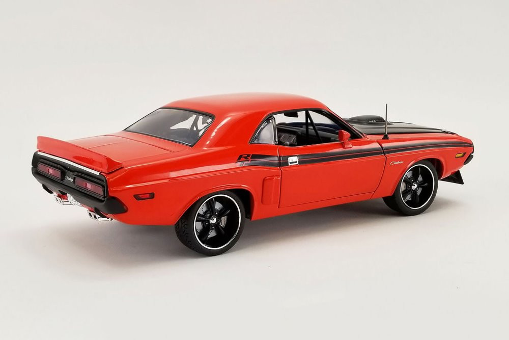 1971 Dodge Challenger R/T Street Fighter FIREBALL, Red and Black - Acme A1806015 - 1/18 Diecast Car