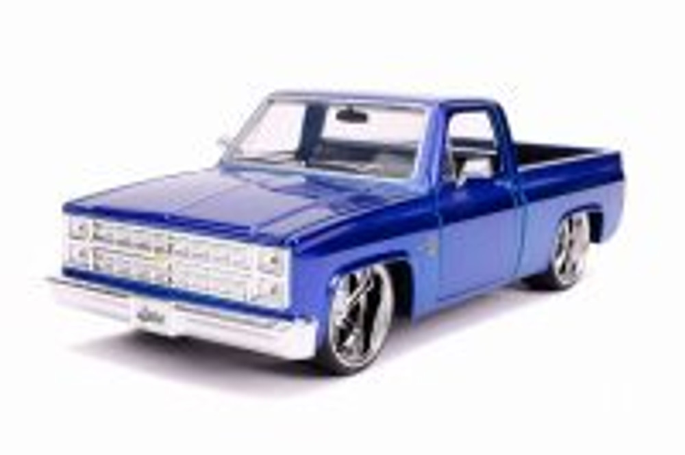 '87 CHEVY C10 カスタムミニカーセット CarTuned Custom Model Kit - 1987 Chevy C10 – The MGA Shop