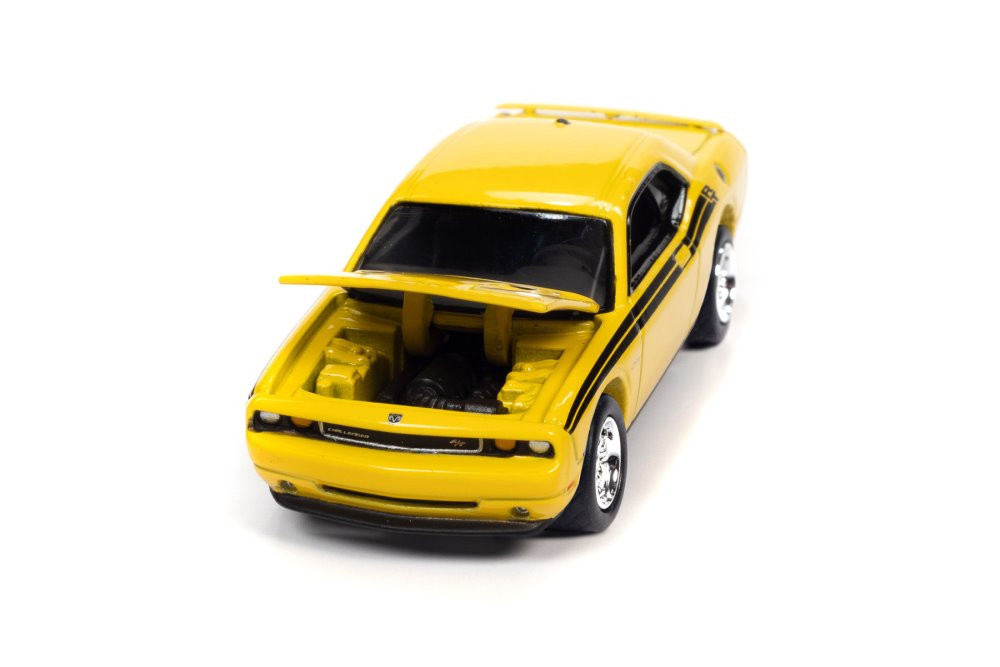 2010 Dodge Challenger, Detonator Yellow - Johnny Lightning JLSP147/24A - 1/64 scale Diecast Car