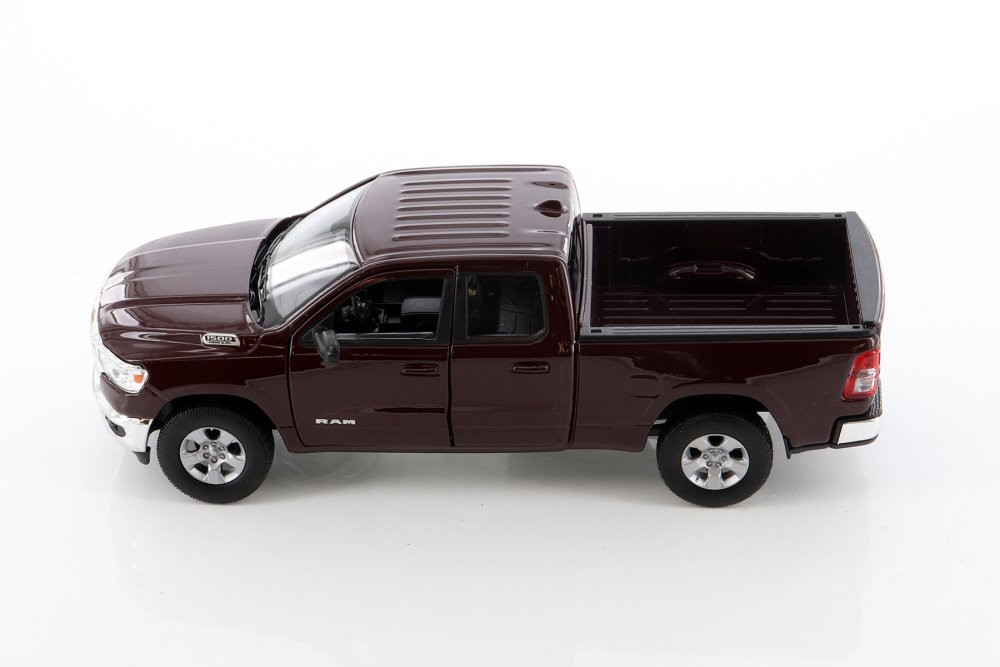 2019 Dodge Ram 1500 Pickup, Burgundy - Welly 24104/4D - 1/27 scale Diecast Model Toy Car