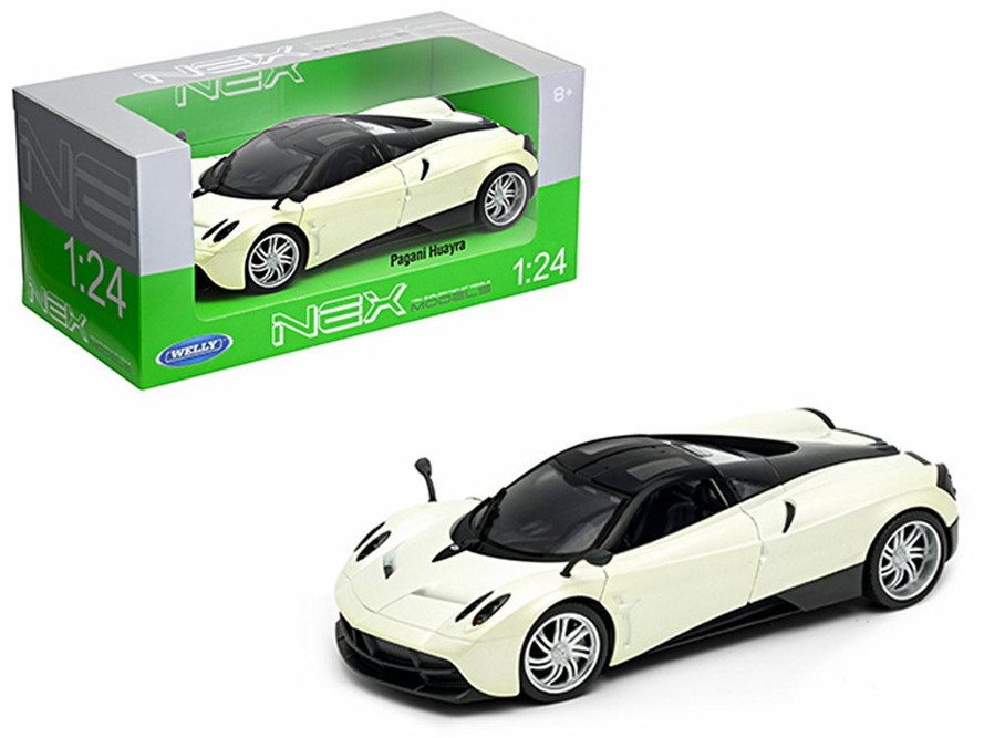 Diecast Car w/Trailer - 2017 Pagani Huayra, Pearl White w/Black - Welly 24088W-PW, 1/24 Diecast Car