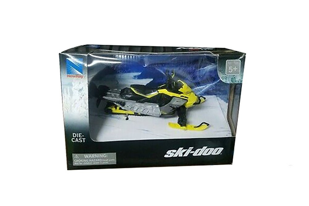 Can-Am Ski-Doo MXZ X-RS Snowmobile, Yellow and Black - New Ray 58203 - 1/20 scale Diecast Replica