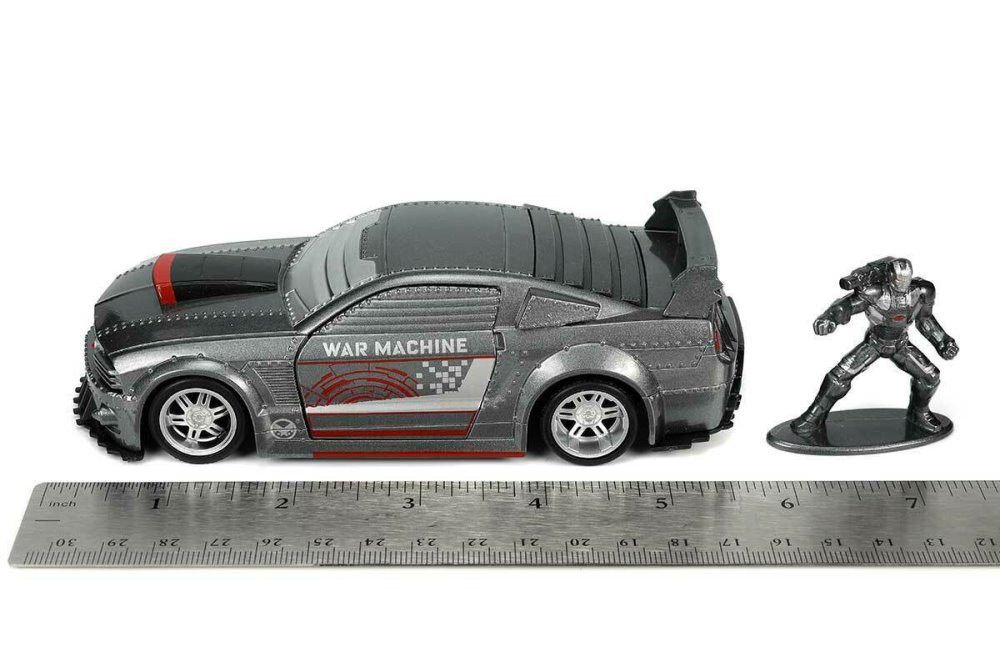 2006 Ford Mustang GT with War Machine Diecast Figurine, Marvel - Jada Toys  33082 - 1/32 Diecast Car