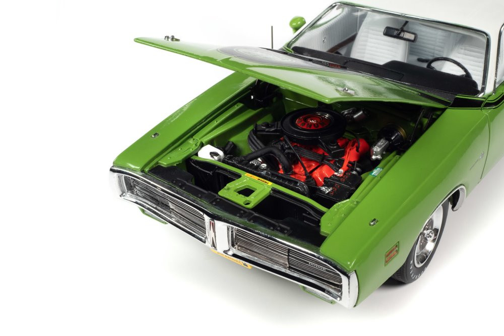 1971 Dodge Charger Super Bee, FJ6 Green Go - Auto World AMM1260