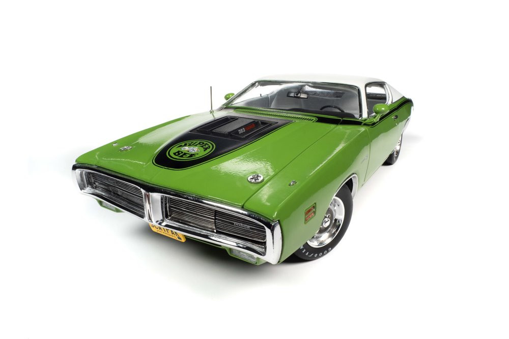 1971 Dodge Charger Super Bee, FJ6 Green Go - Auto World AMM1260