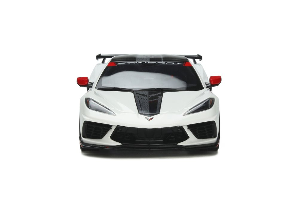 2020 Chevy Corvette C8 Stingray Official Pace Car, Artic White - GT Spirit GT370 - 1/18 Resin Car