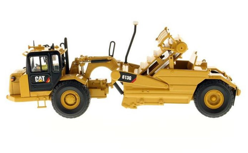 Caterpillar 613G Wheel Scraper with Operator, Yellow - Diecast