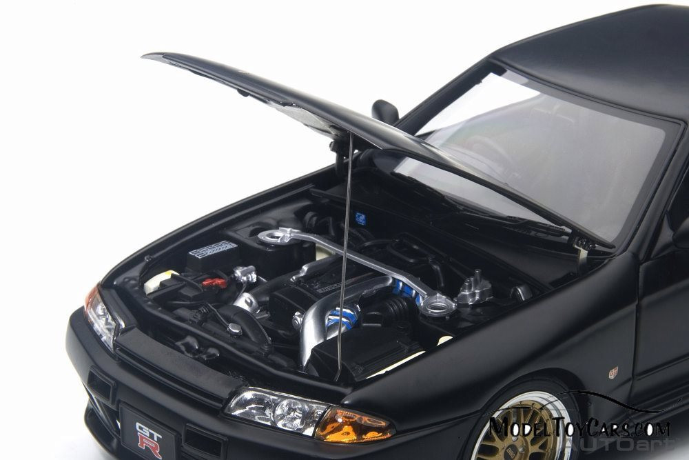 評価オートアート1/18scaleスカイラインGT-R34 難有り(ジャンク品) 乗用車