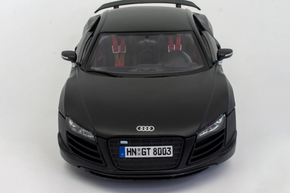 Audi R8 GT , Matte Black - Maisto 31395BK - 1/18 scale Diecast