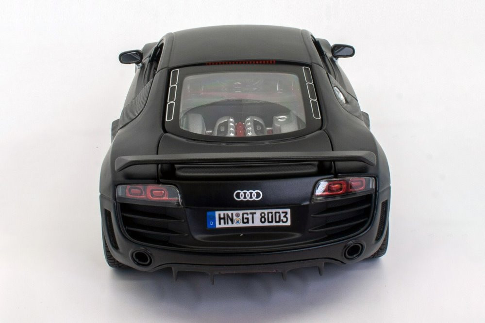 Audi R8 GT , Matte Black - Maisto 31395BK - 1/18 scale