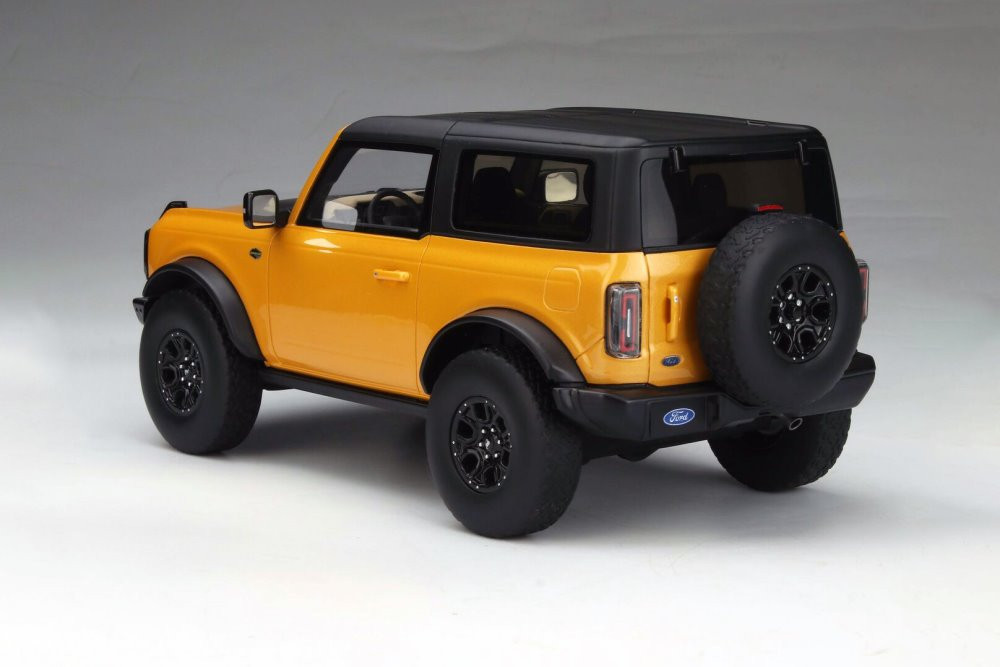 2021 Ford Bronco Wildtrak, Cyber Orange Metallic - GT Spirit US044 - 1/18 scale Resin Model Toy Car