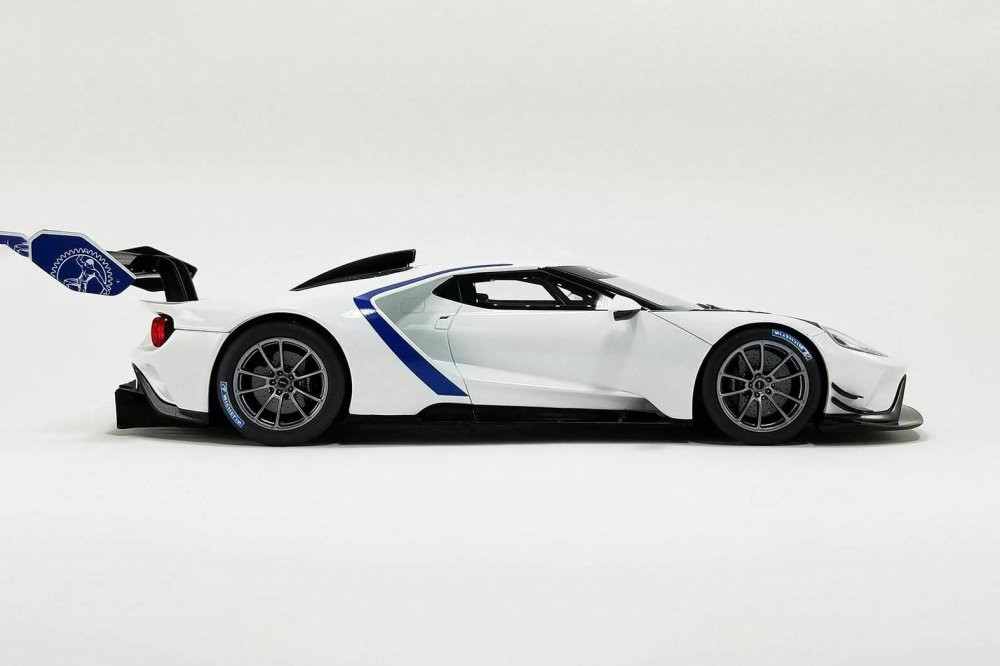 2020 Ford Mustang GT MKII Track, White - GT Spirit US040 - 1/18