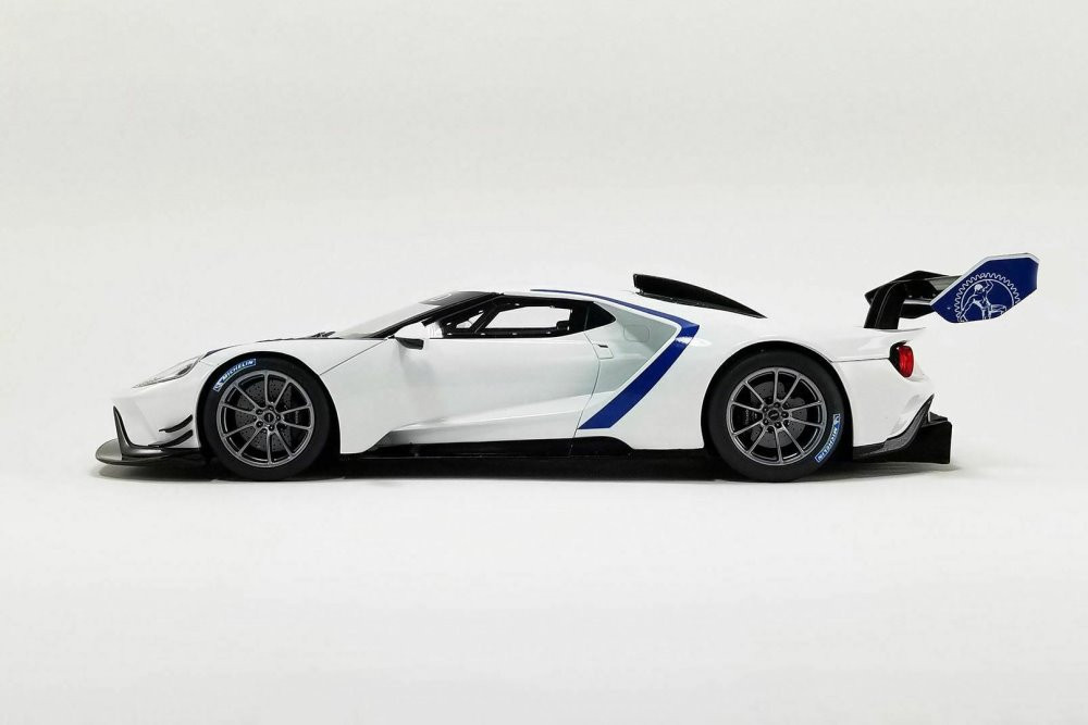 2020 Ford Mustang GT MKII Track, White - GT Spirit US040 - 1/18