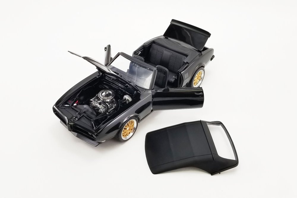 1968 Pontiac Firebird Convertible - Restomod, Midnight Black - Acme A1805215 - 1/18 Diecast Car