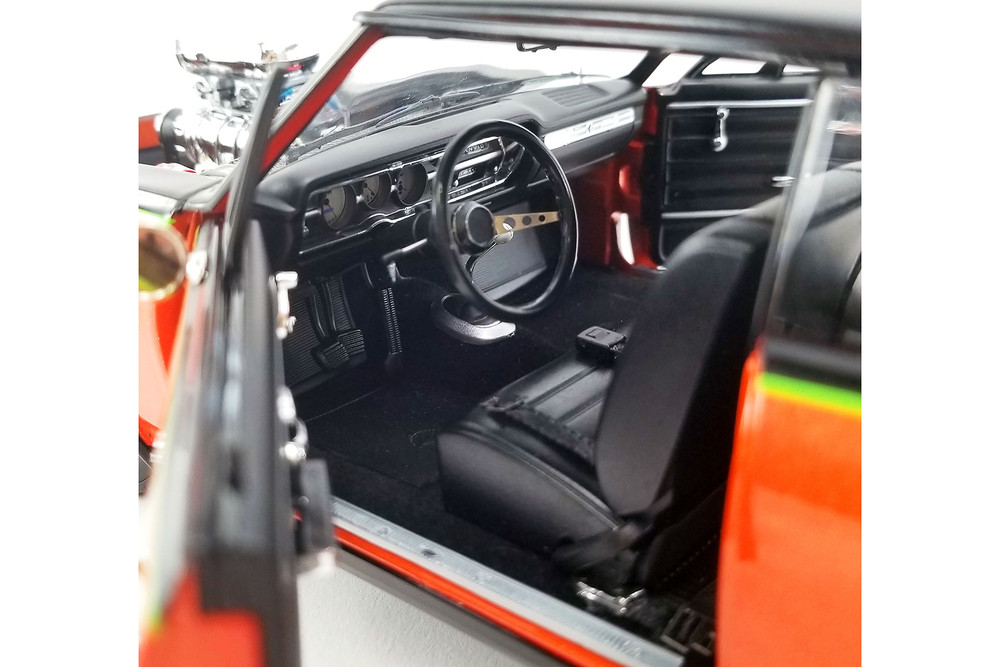 1965 Chevy Chevelle SS, Orange and Black - Acme A1805309 - 1