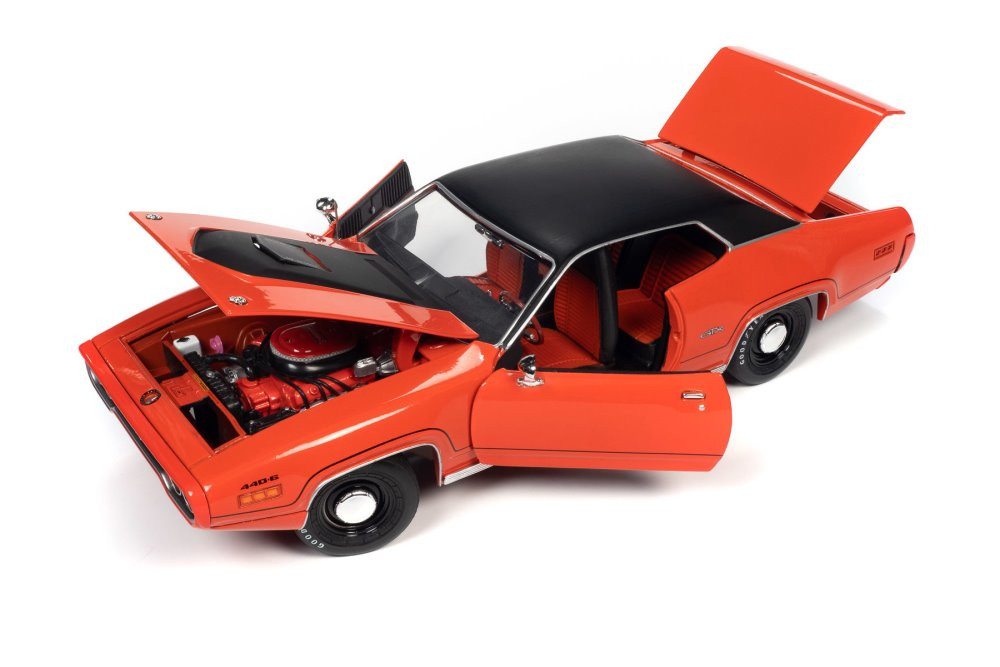 1971 Plymouth GTX Hardtop, V2 Tor Red and Black - Auto World