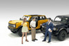 The Dealership - Customer II, Yellow and Light Green - American Diorama 76309 - 1/18 scale Figurine