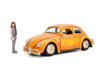 Volkswagen Beetle Weathered w/ Charlie Figurine, Bumblebee Jada Toys 30114 - 1/24 scale Diecast Car